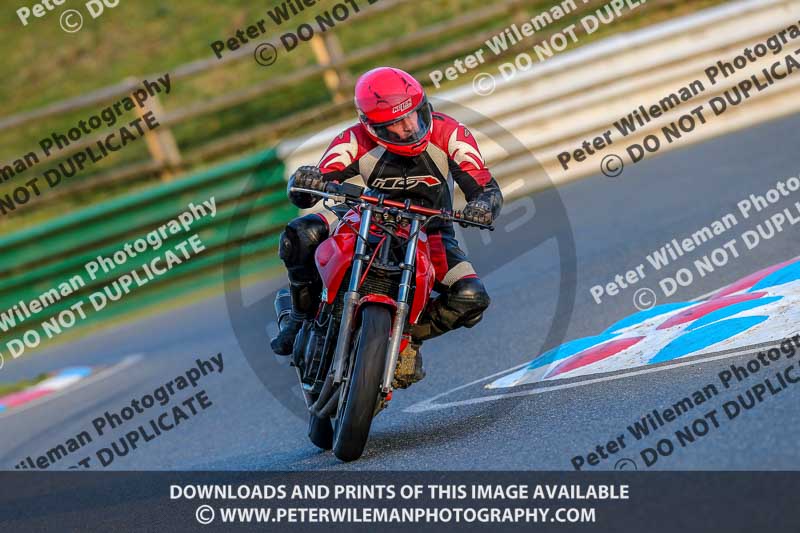 PJM Wedding Photography;enduro digital images;event digital images;eventdigitalimages;mallory park;mallory park photographs;mallory park trackday;mallory park trackday photographs;no limits trackdays;peter wileman photography;racing digital images;trackday digital images;trackday photos